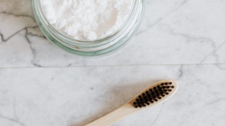 Entretenir ses dents au naturel